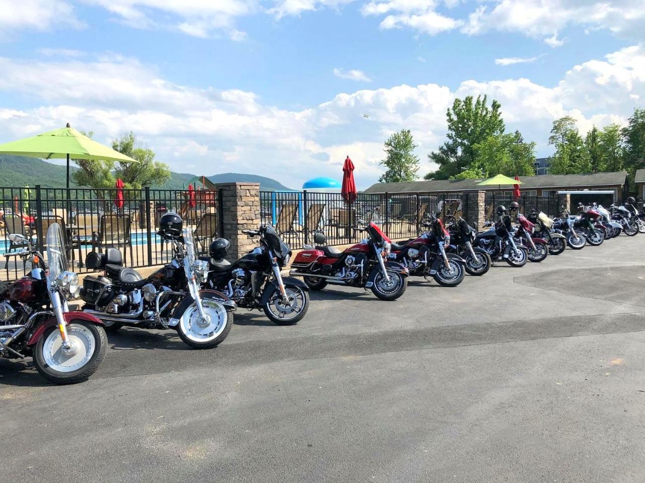 Scotty'S Lakeside Resort Lake George Exterior photo